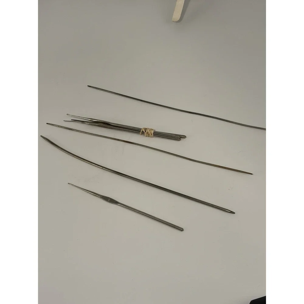 Vintage Knitting Crochet Lot‎ Hooks Needles Yarn Boye Hero Zephr Bates Lion